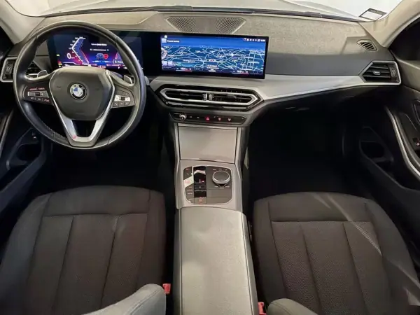 BMW 318 2023 - 26750 EUR, 89000 km - AUTO.MOTO.pt - 89000km - foto 3 de 45