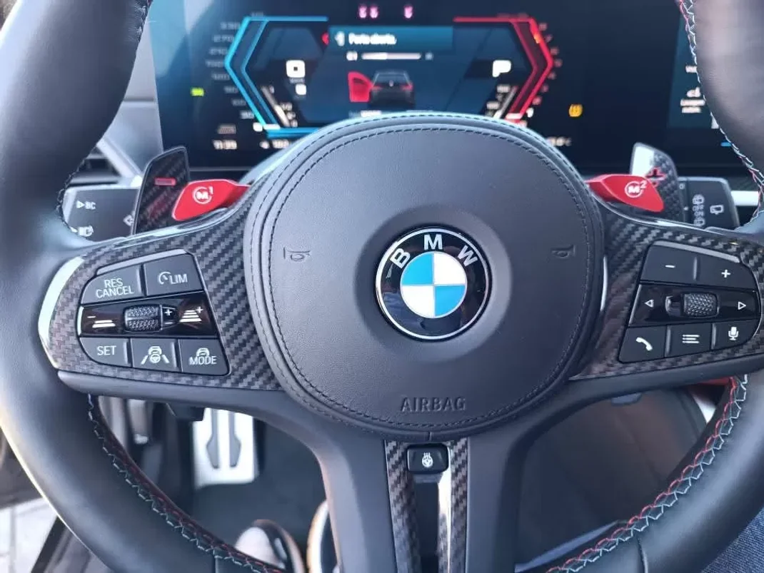 BMW M3 2023 - 114500 EUR, 11000 km - AUTO.MOTO.pt - 11000km - foto 14 de 30