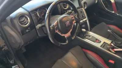 Nissan GT-R 2009 - 89500 EUR, 33009 km - AUTO.MOTO.pt - 33009km - foto 42 de 65