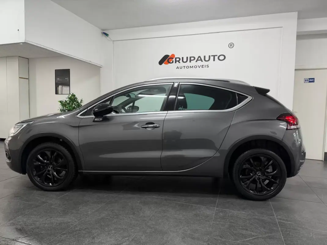DS DS4 Crossback 2016 - 13990 EUR, 125000 km - AUTO.MOTO.pt - 125000km - foto 5 de 23