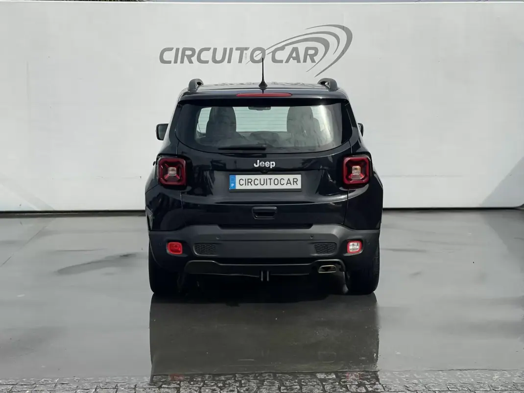 Jeep Renegade 2019 - 15500 EUR, 106977 km - AUTO.MOTO.pt - 106977km - foto 10 de 39
