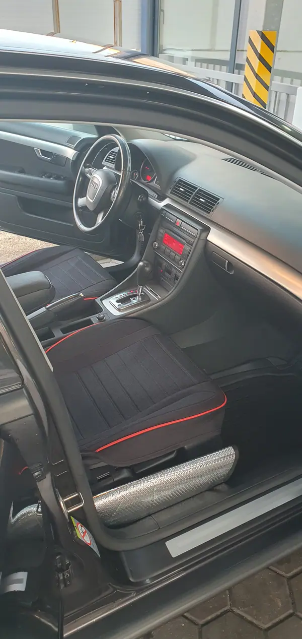 Audi A4 2007 - 5000 EUR, 318000 km - AUTO.MOTO.pt - 318000km - foto 4 de 10