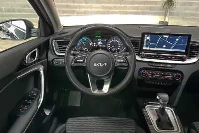 Kia XCeed 2022 - 21950 EUR, 37220 km - AUTO.MOTO.pt - 37220km - foto 40 de 48