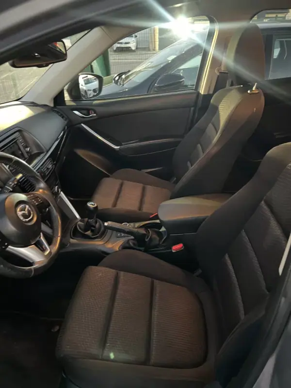 Mazda CX-5 2015 - 12999 EUR, 212000 km - AUTO.MOTO.pt - 212000km - foto 6 de 7