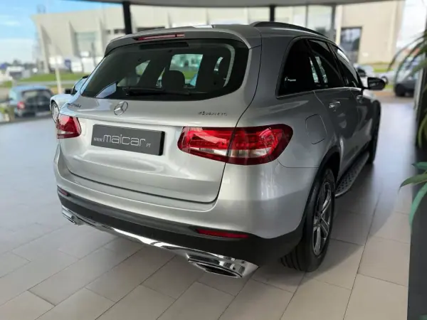 Mercedes-Benz GLC 250 2017 - 31990 EUR, 126652 km - AUTO.MOTO.pt - 126652km - foto 20 de 24