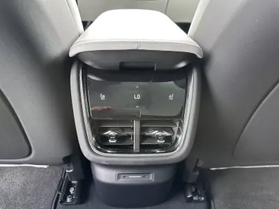 Polestar 3 2024 - 69900 EUR, 33000 km - AUTO.MOTO.pt - 33000km - foto 61 de 72