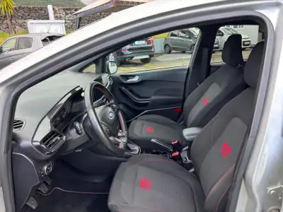 Ford Fiesta 2022 - 19490 EUR, 60249 km - AUTO.MOTO.pt - 60249km - foto 8 de 15