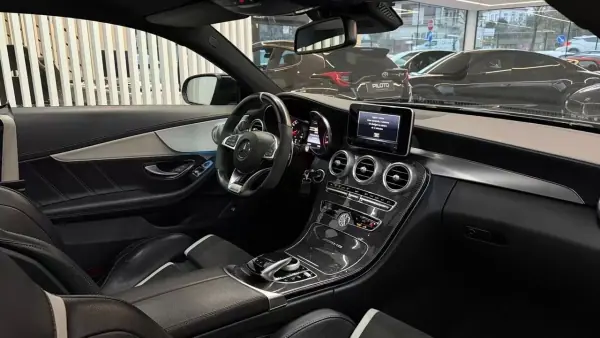 Mercedes-Benz C 63 AMG 2016 - 77990 EUR, 60883 km - AUTO.MOTO.pt - 60883km - foto 27 de 37