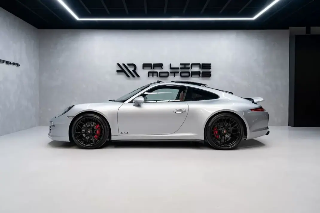 Porsche 911 2015 - 139950 EUR, 69000 km - 69000km - foto 15 de 45