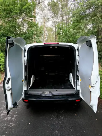 Ford Transit Connect 2019 - 11990 EUR, 144000 km - AUTO.MOTO.pt - 144000km - foto 27 de 27