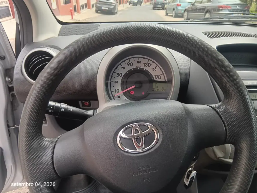 Toyota Aygo 2007 - 2500 EUR, 161000 km - 161000km - foto 7 de 8