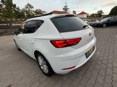SEAT Leon 2020 - 16900 EUR, 84390 km - AUTO.MOTO.pt - 84390km - foto 9 de 12