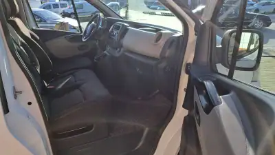 Renault Trafic Combi 1.6 DCI L1 H1 - 9 Lugares 2017 - 21900 EUR, 241154 km - AUTO.MOTO.pt - 241154km - foto 10 de 20