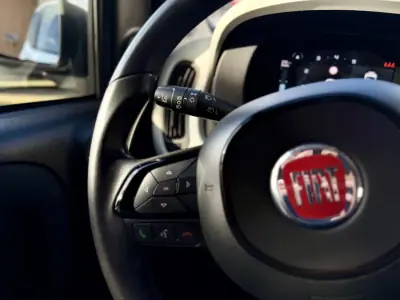 Fiat Panda 2025 - 14950 EUR, 12000 km - AUTO.MOTO.pt - 12000km - foto 17 de 24