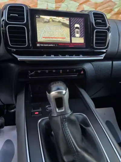 Citroën C5 Aircross 2019 - 18500 EUR, 117400 km - AUTO.MOTO.pt - 117400km - foto 19 de 24