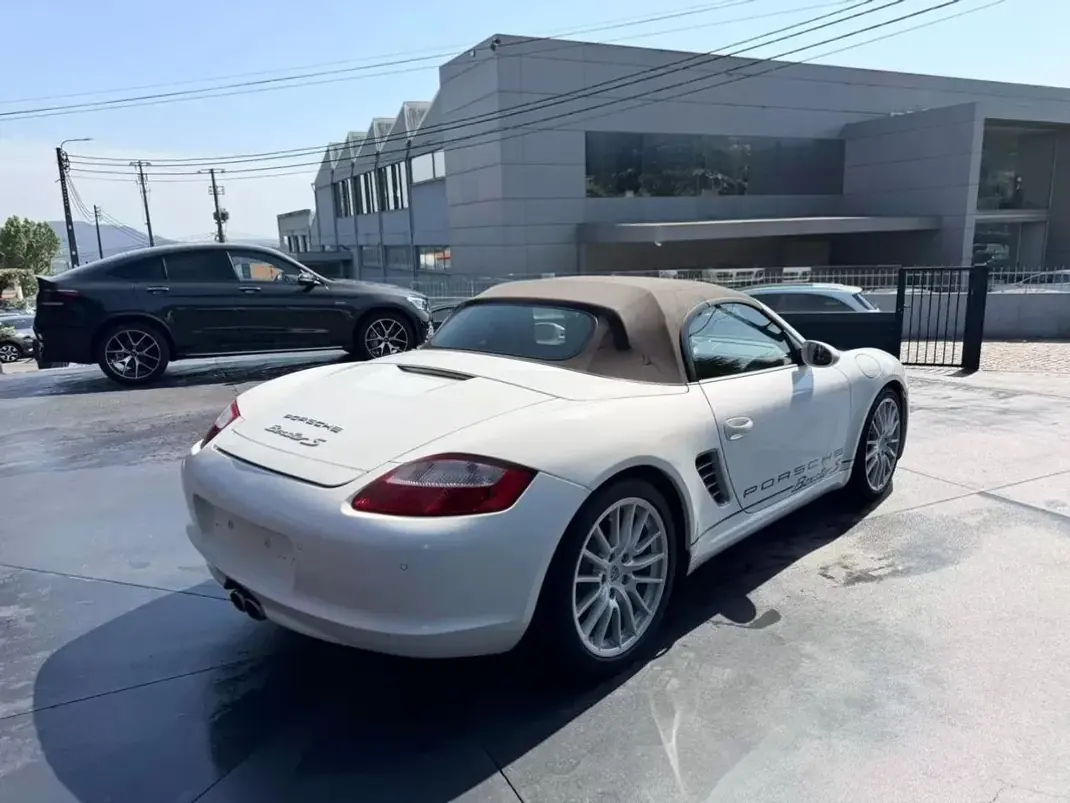 Porsche Boxster 2006 - 36500 EUR, 80000 km - AUTO.MOTO.pt - 80000km - foto 4 de 20