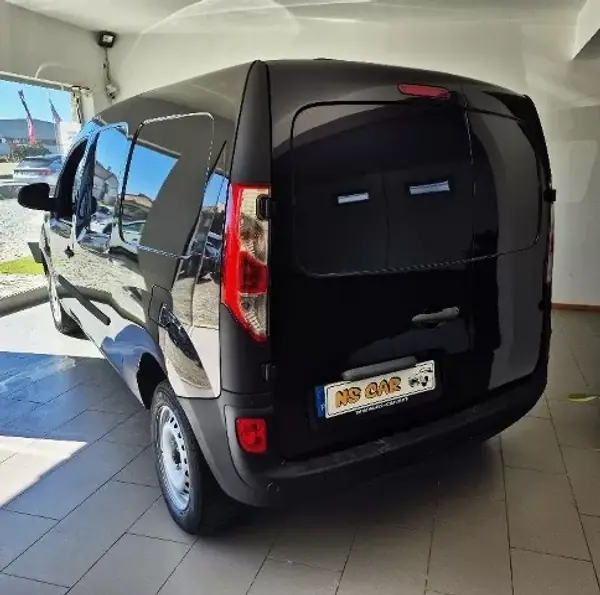 Renault KANGOO MAXI 1.5 DCI BUSINESS S/S 2017 - 11750 EUR, 120000 km - AUTO.MOTO.pt - 120000km - foto 4 de 9
