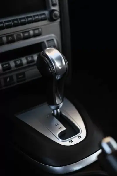 Porsche Cayman 2007 - 43000 EUR, 145000 km - AUTO.MOTO.pt - 145000km - foto 18 de 43