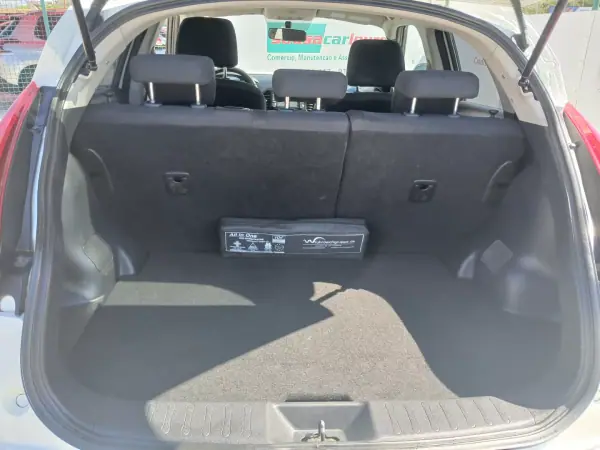 Nissan Juke 2013 - 9900 EUR, 175575 km - AUTO.MOTO.pt - 175575km - foto 27 de 27