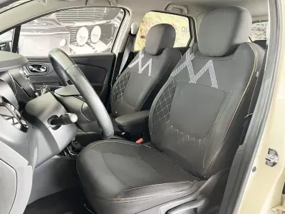 Renault Captur 2013 - 13800 EUR, 117690 km - 117690km - foto 7 de 22