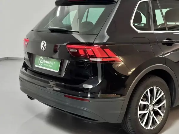 Volkswagen Tiguan 2017 - 17750 EUR, 120000 km - AUTO.MOTO.pt - 120000km - foto 7 de 50