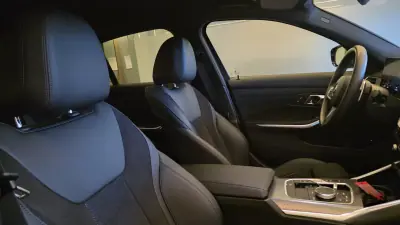 BMW 320 2024 - 42500 EUR, 5552 km - AUTO.MOTO.pt - 5552km - foto 52 de 58