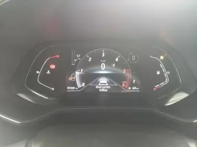 Renault Clio 2020 - 16800 EUR, 101469 km - AUTO.MOTO.pt - 101469km - foto 8 de 14