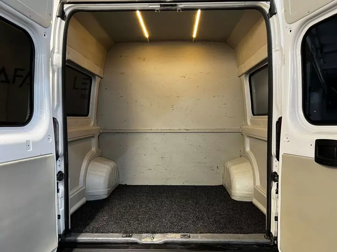 Fiat Ducato 2022 - 29500 EUR, 120000 km - AUTO.MOTO.pt - 120000km - foto 6 de 26