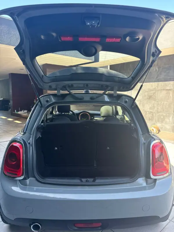 MINI Cooper 2016 - 13900 EUR, 160000 km - AUTO.MOTO.pt - 160000km - foto 23 de 24