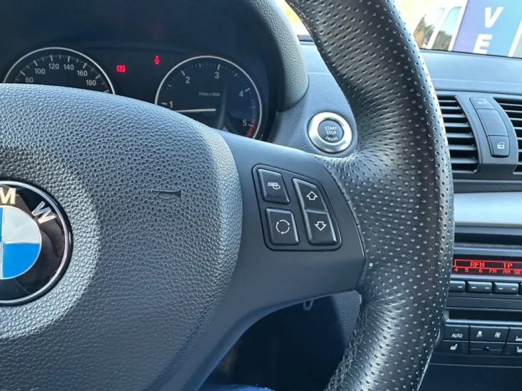 BMW 120 2013 - 17500 EUR, 154360 km - AUTO.MOTO.pt - 154360km - foto 27 de 46