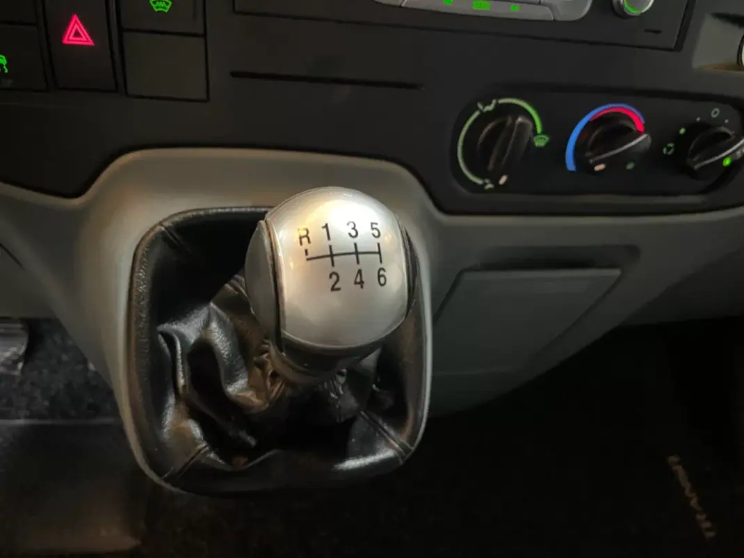 Ford Transit 2013 - 10950 EUR, 164000 km - 164000km - foto 13 de 20