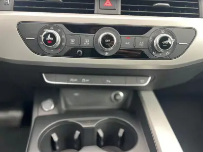 Audi A4 Avant 2021 - 25000 EUR, 113046 km - AUTO.MOTO.pt - 113046km - foto 13 de 16