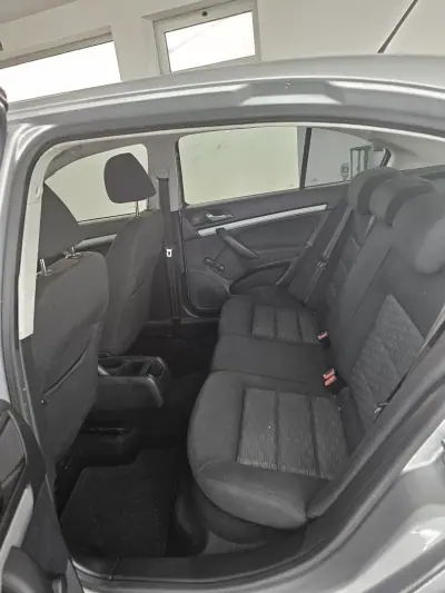 Skoda Octavia 2012 - 9350 EUR, 284108 km - AUTO.MOTO.pt - 284108km - foto 17 de 26