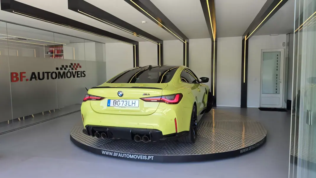BMW M4 2022 - 87900 EUR, 30157 km - AUTO.MOTO.pt - 30157km - foto 17 de 60