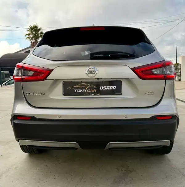 Nissan Qashqai 2018 - 18990 EUR, 111000 km - AUTO.MOTO.pt - 111000km - foto 21 de 39