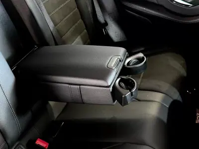 Mercedes-Benz GLC 300 2021 - 39900 EUR, 171118 km - AUTO.MOTO.pt - 171118km - foto 17 de 34