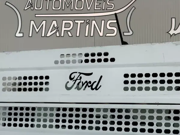Ford 2021 - 29990 EUR, 72490 km - AUTO.MOTO.pt - 72490km - foto 12 de 19