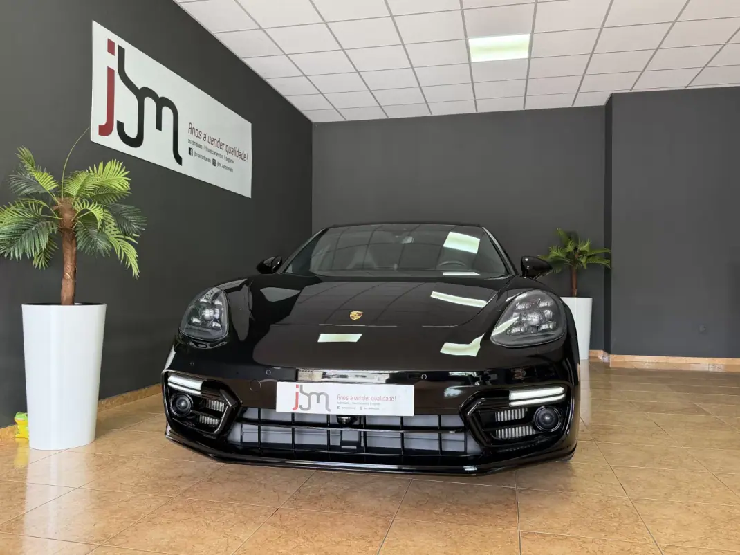 Porsche Panamera Sport Turismo 2020 - 63990 EUR, 148987 km - 148987km - foto 3 de 27