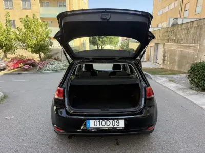 Volkswagen Golf 2013 - 10950 EUR, 163000 km - 163000km - foto 8 de 14