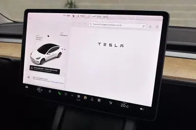 Tesla Model 3 2021 - 25450 EUR, 58710 km - AUTO.MOTO.pt - 58710km - foto 24 de 56