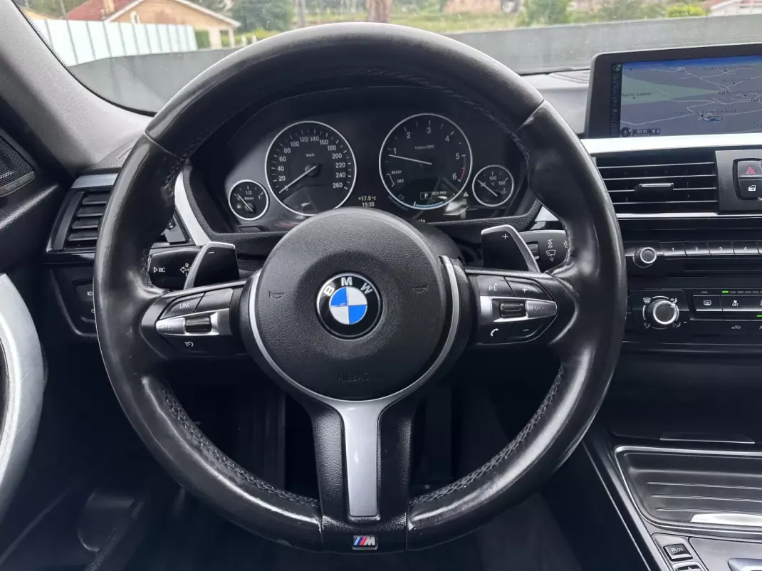 BMW 320 2012 - 12900 EUR, 167615 km - AUTO.MOTO.pt - 167615km - foto 26 de 57