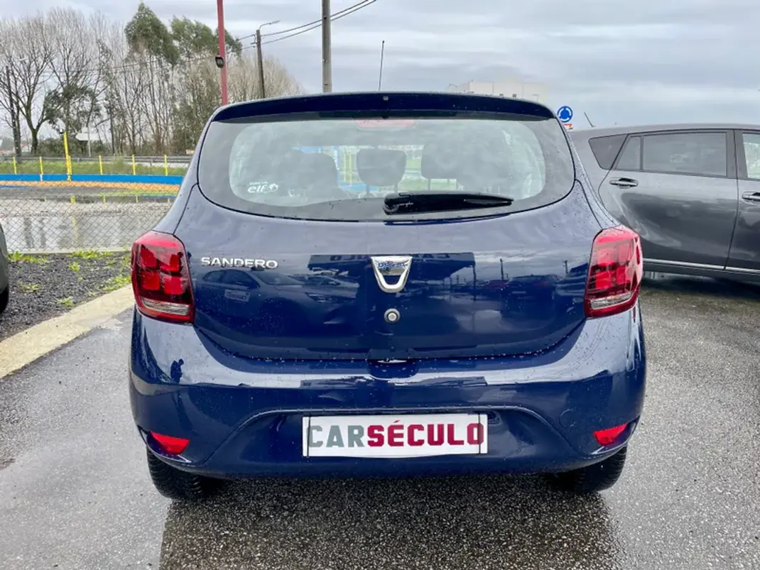 Dacia Sandero 2019 - 10950 EUR, 53499 km - AUTO.MOTO.pt - 53499km - foto 6 de 26