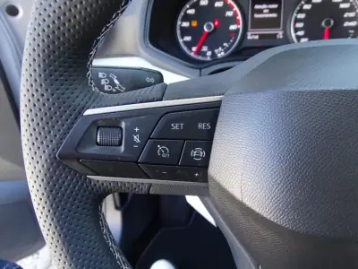 SEAT Ibiza 2022 - 12990 EUR, 84749 km - AUTO.MOTO.pt - 84749km - foto 6 de 28