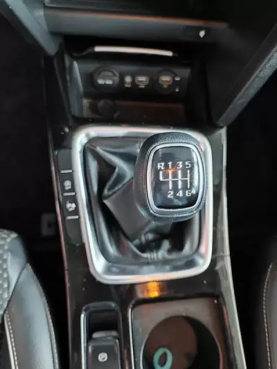 Kia Ceed SW 2019 - 18250 EUR, 70500 km - AUTO.MOTO.pt - 70500km - foto 27 de 35