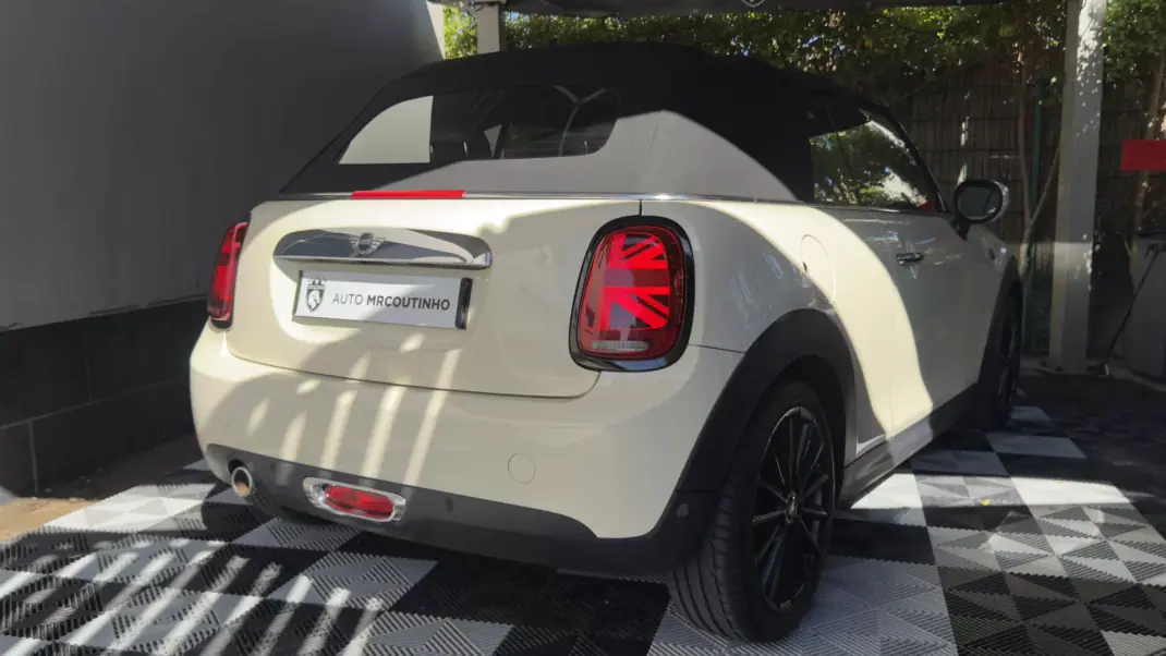 MINI Cooper 2020 - 20900 EUR, 89639 km - 89639km - foto 6 de 13