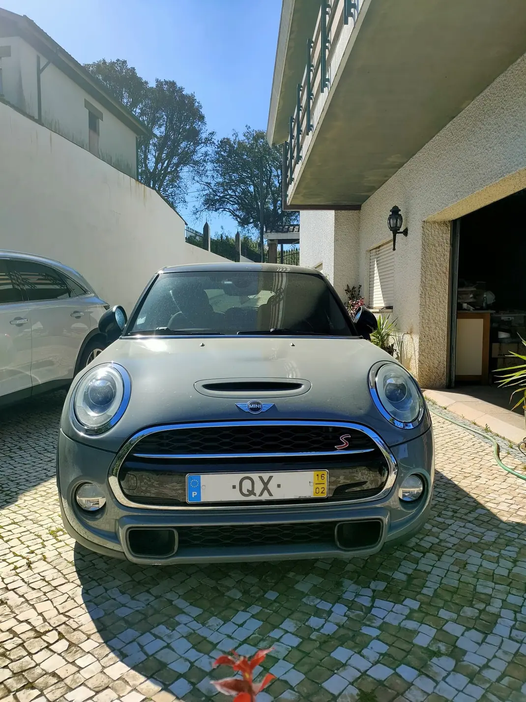 MINI 5 Portas 2016 - 15500 EUR, 184000 km - AUTO.MOTO.pt - 184000km - foto 3 de 6
