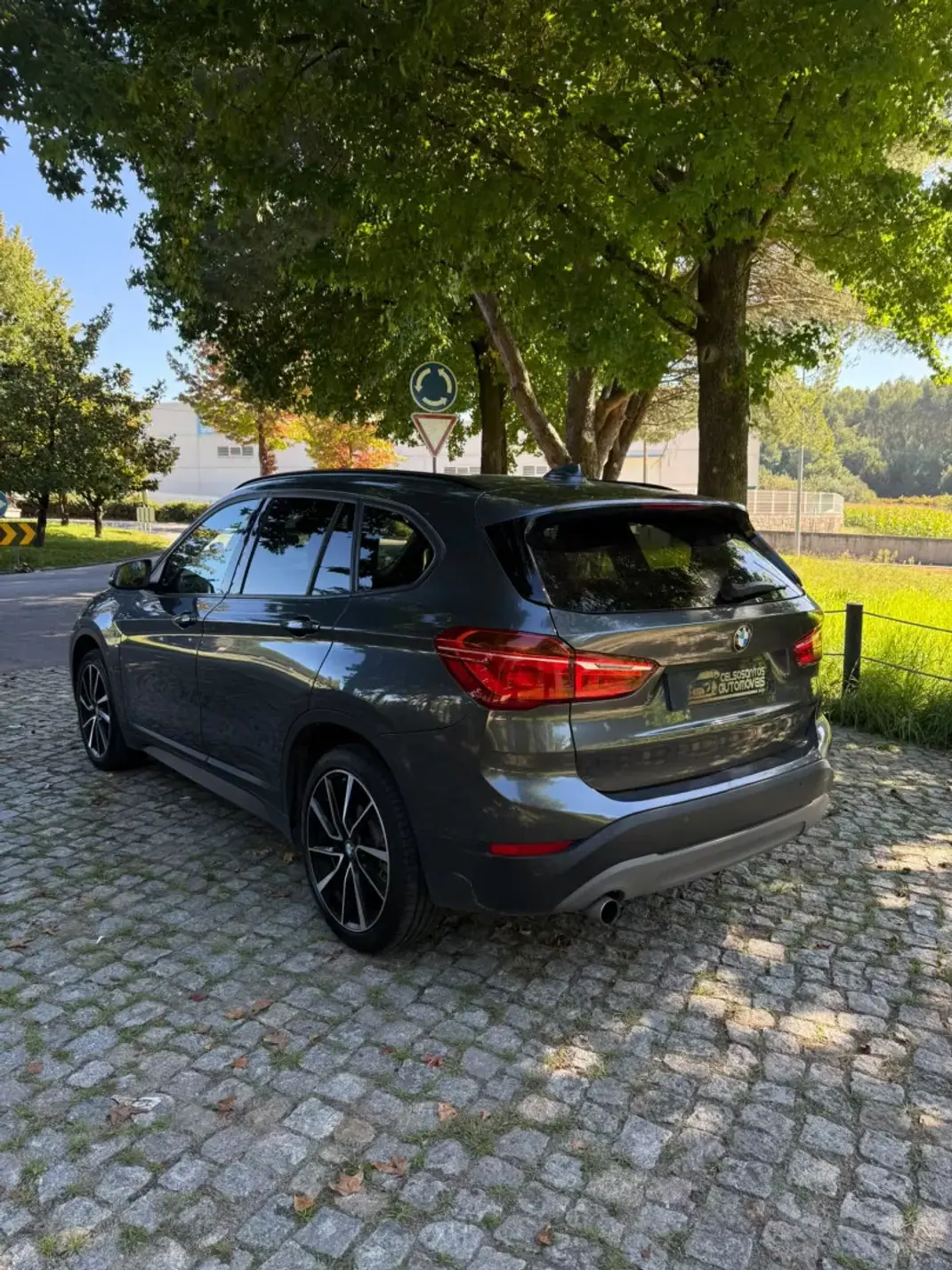 BMW X1 2017 - 17250 EUR, 228000 km - 228000km - foto 6 de 9