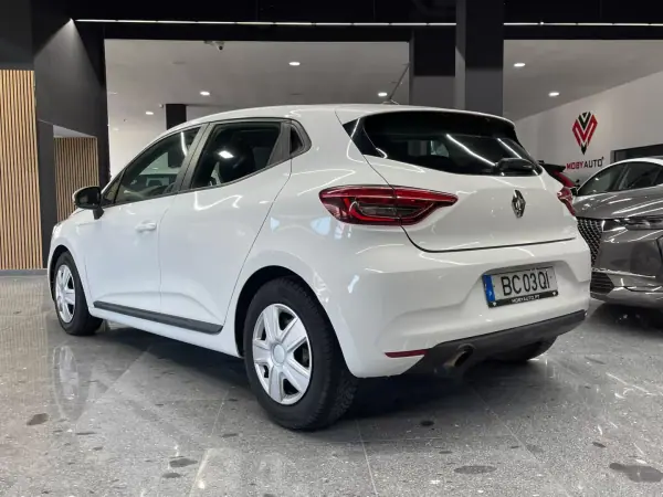 Renault Clio 2020 — foto 2 de 14