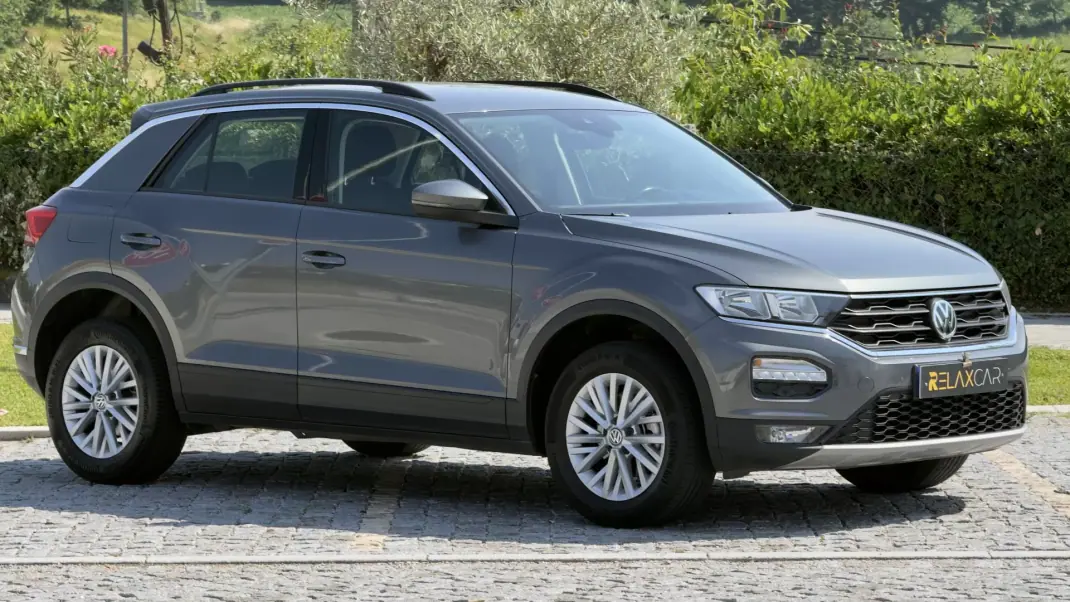 Volkswagen T-Roc 2019 - 16000 EUR, 195000 km - AUTO.MOTO.pt - 195000km - foto 16 de 26