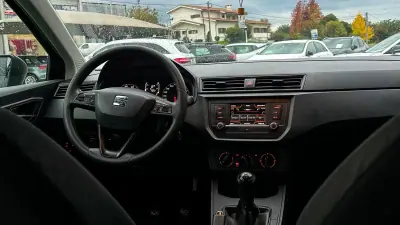 SEAT Ibiza 2017 - 10850 EUR, 113370 km - AUTO.MOTO.pt - 113370km - foto 13 de 20